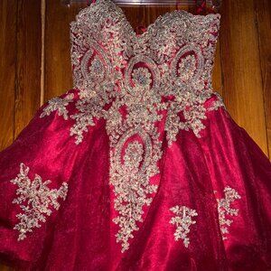 Dancing Queen Homecoming/Cocktail Dress - Size Medium